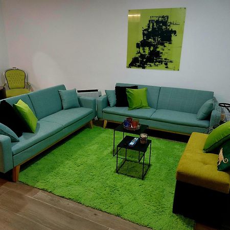 Apartamento Completo, Chamartin Madrid Luaran gambar